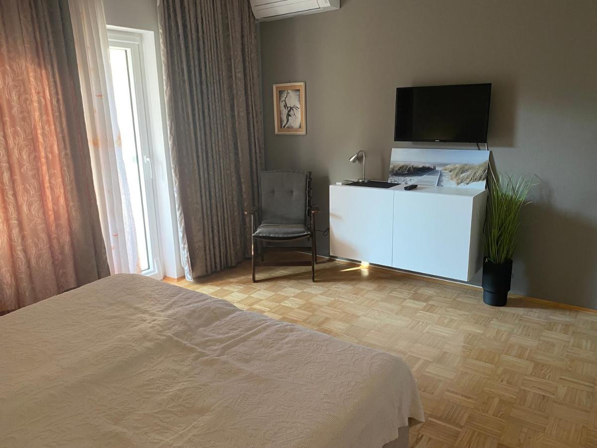 Soraja Apartments Izola Eksteriør billede