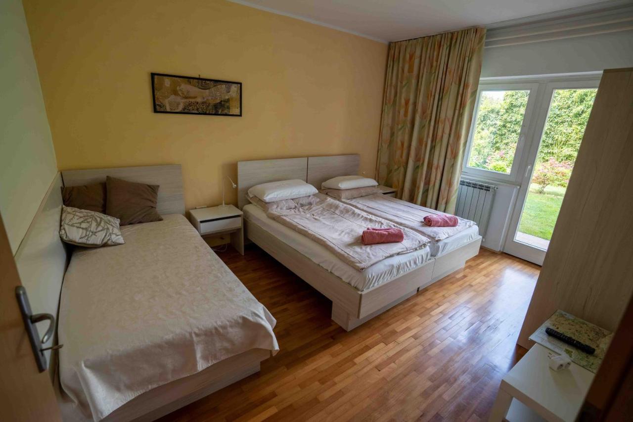 Soraja Apartments Izola Eksteriør billede