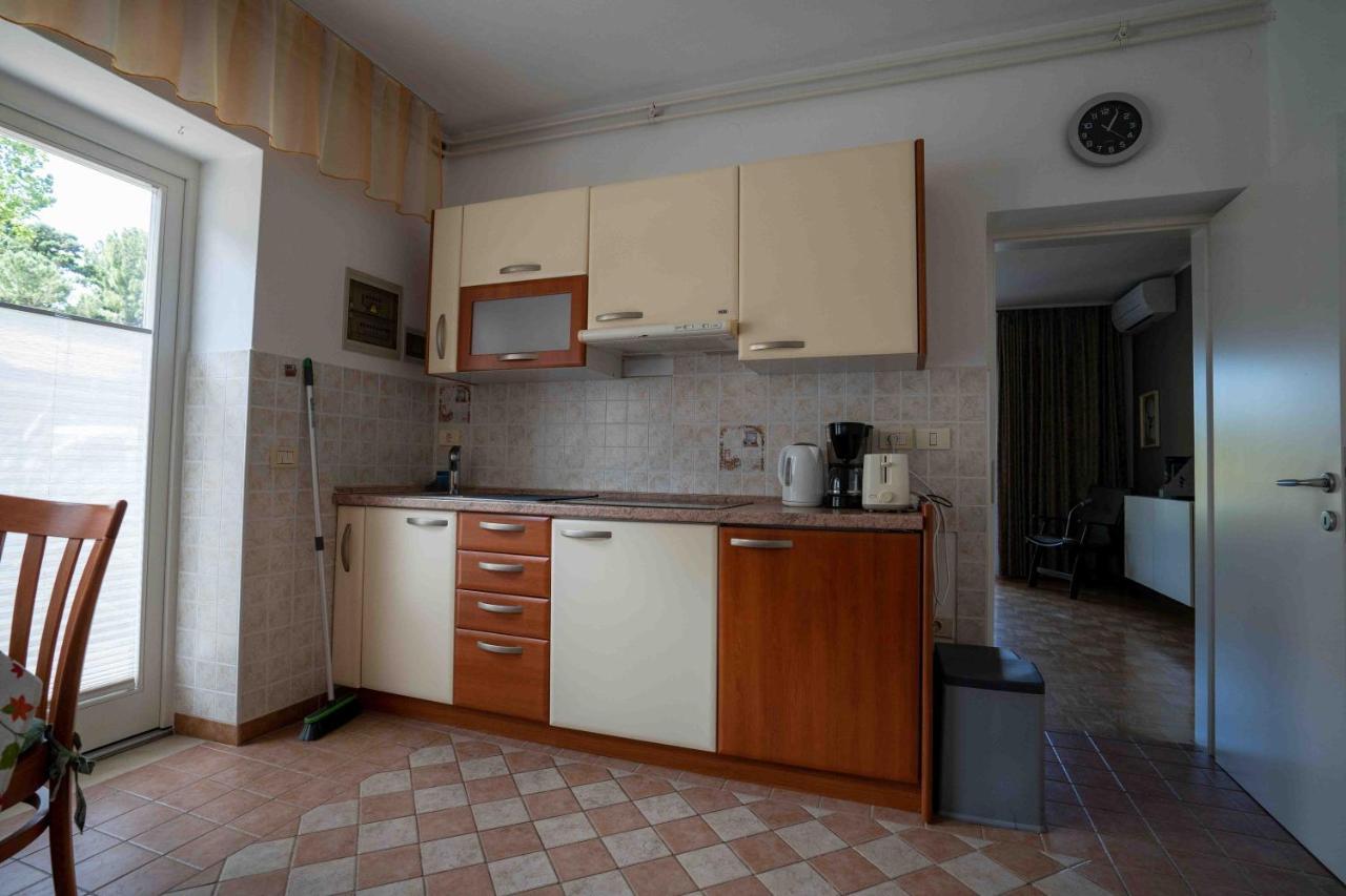 Soraja Apartments Izola Eksteriør billede
