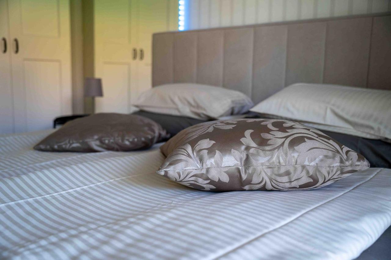 Soraja Apartments Izola Eksteriør billede