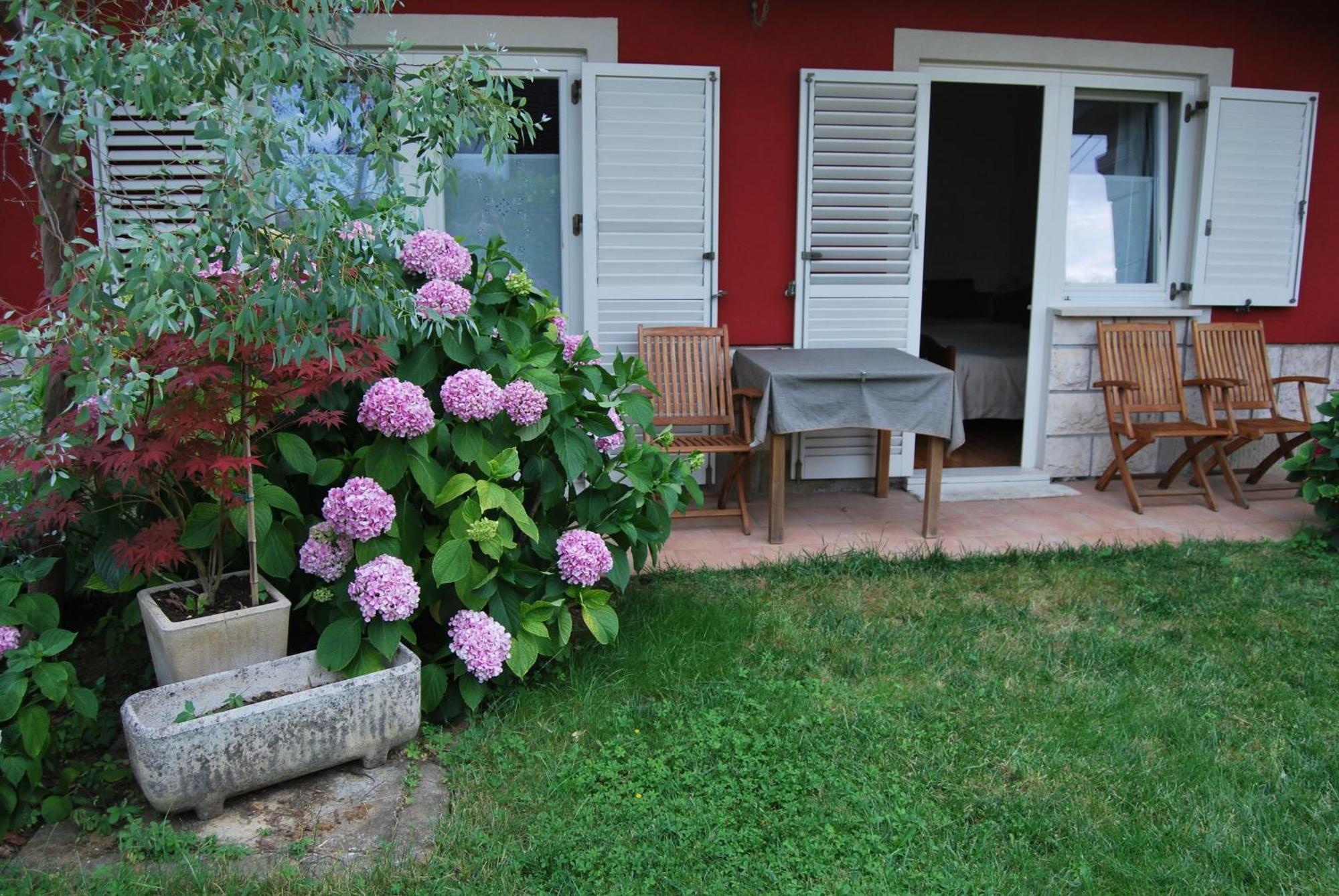 Soraja Apartments Izola Eksteriør billede
