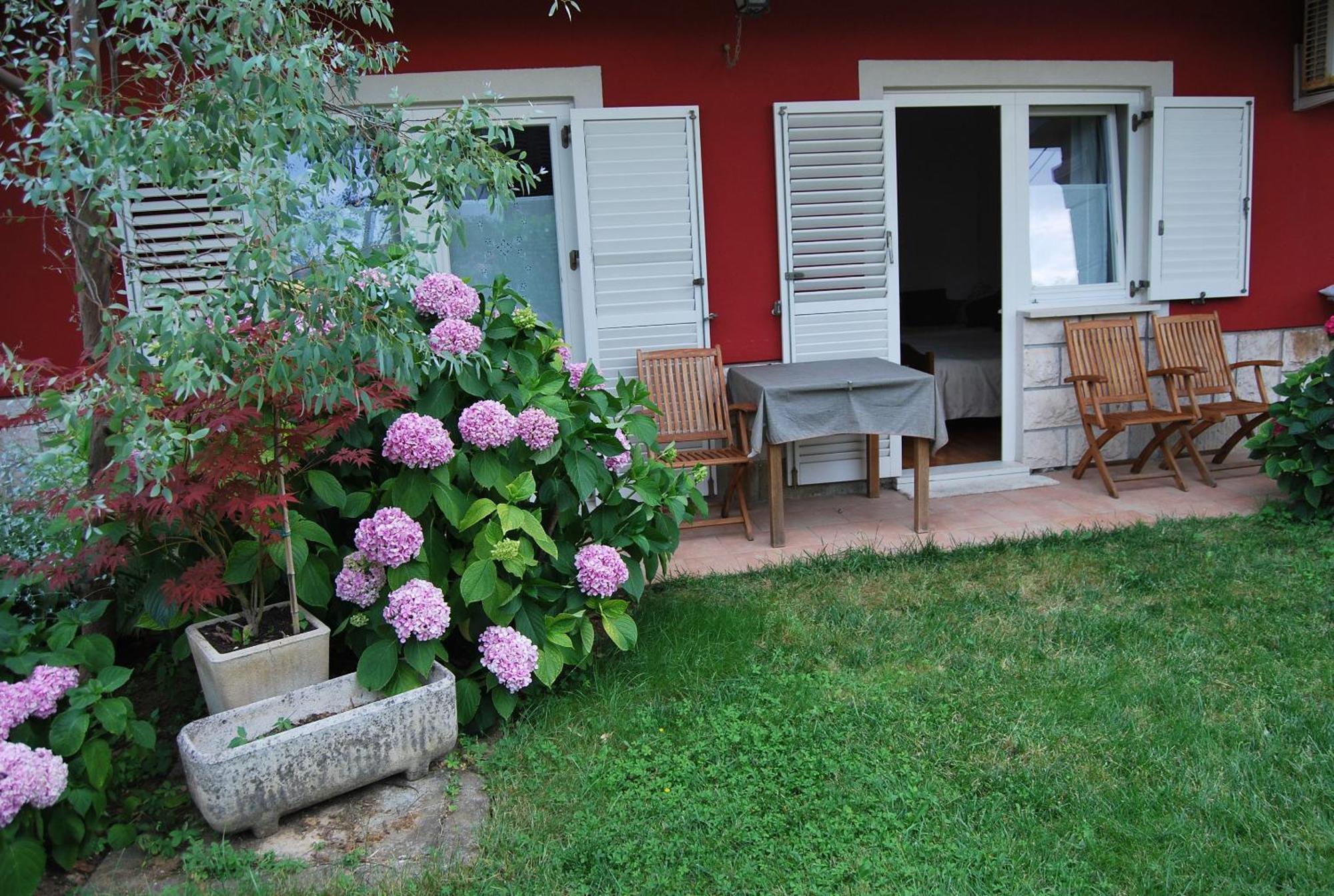 Soraja Apartments Izola Eksteriør billede